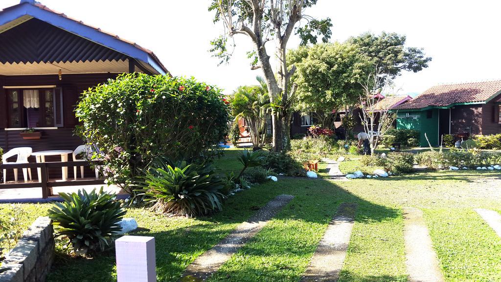 Residencial Emery Village Garopaba Buitenkant foto